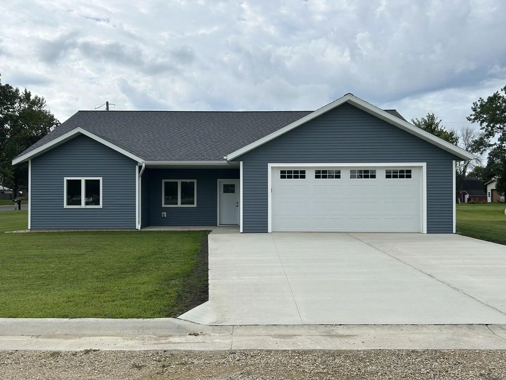 101 Maverick Lane, Riceville