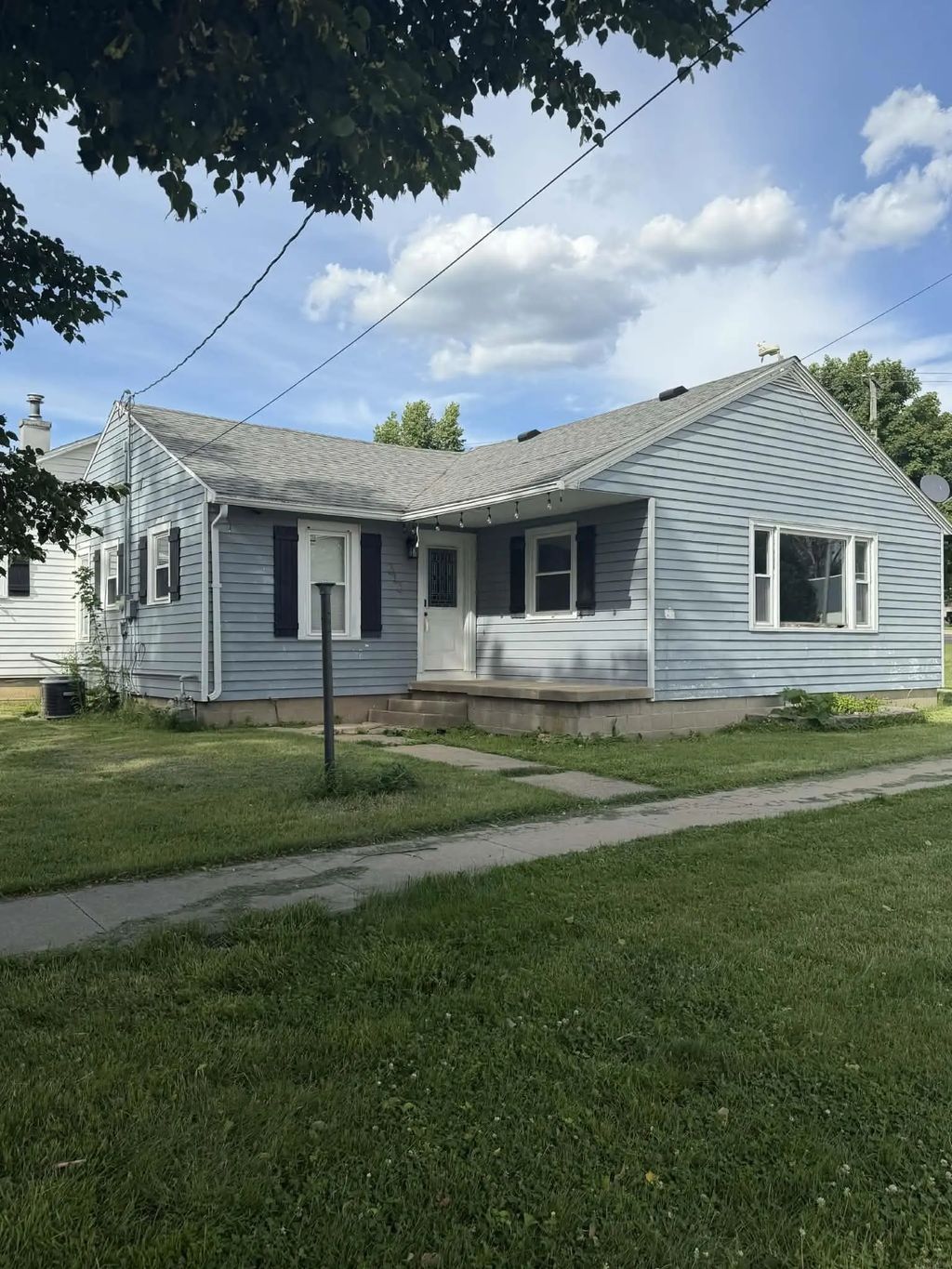 313 W Spring Street, Strawberry Point