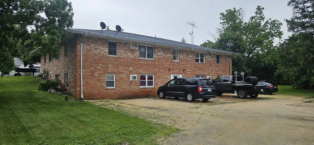 732 High Street, Arlington