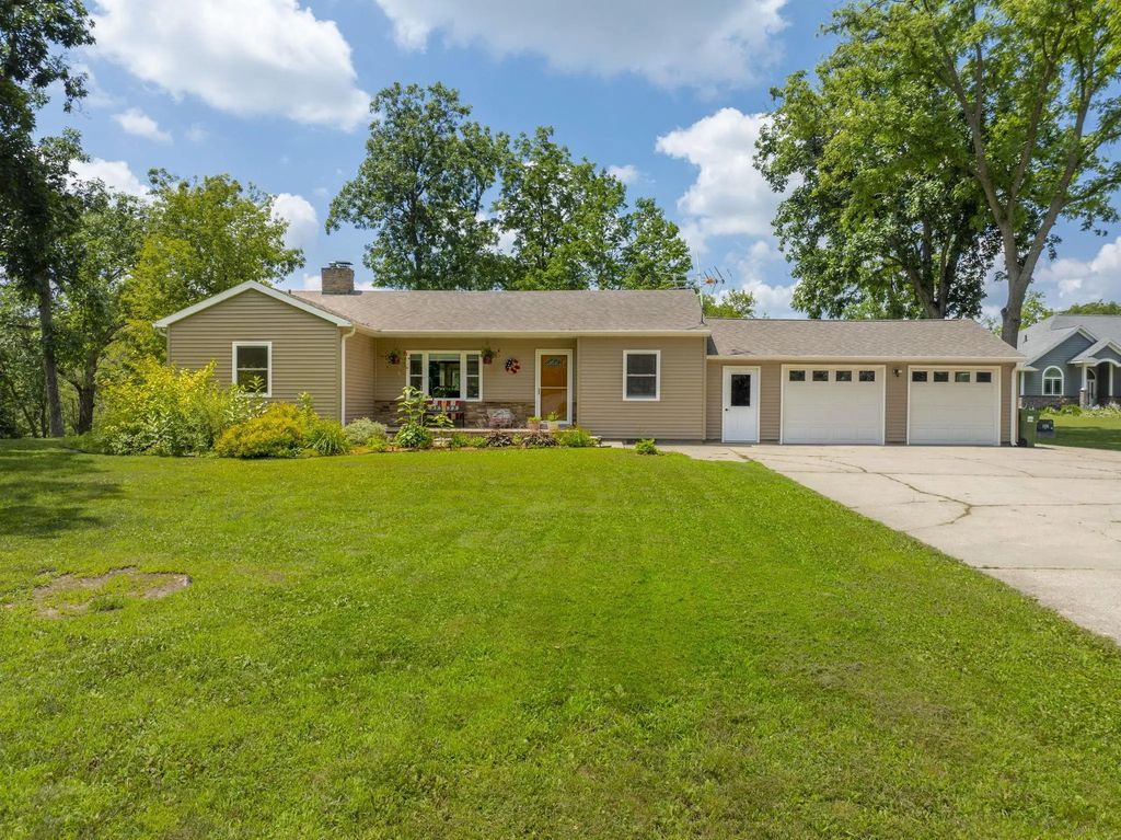 412 W Water Street, Shell Rock