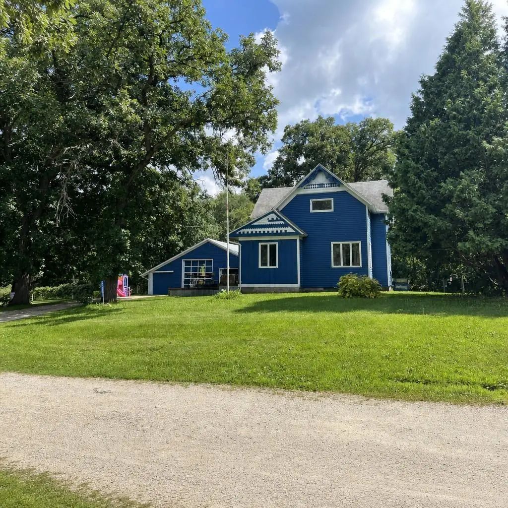 8444 Cherry Street, Lime Springs