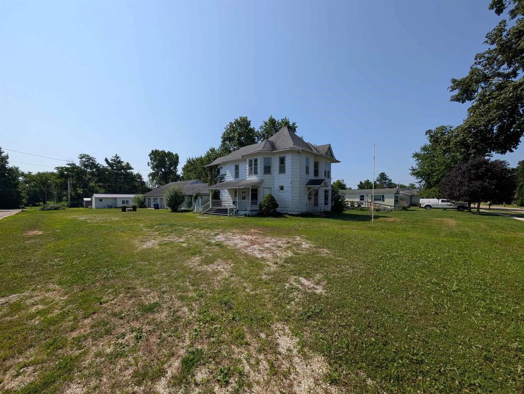 731 Clay Street, Arlington