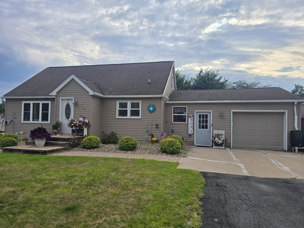 314 Washington Street, Elgin