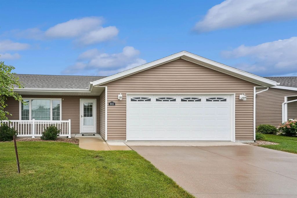 803 Sw Spruce Drive 8, Independence