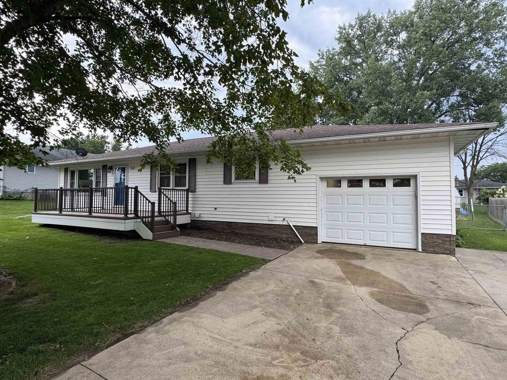 726 Southhaven Drive, Monticello
