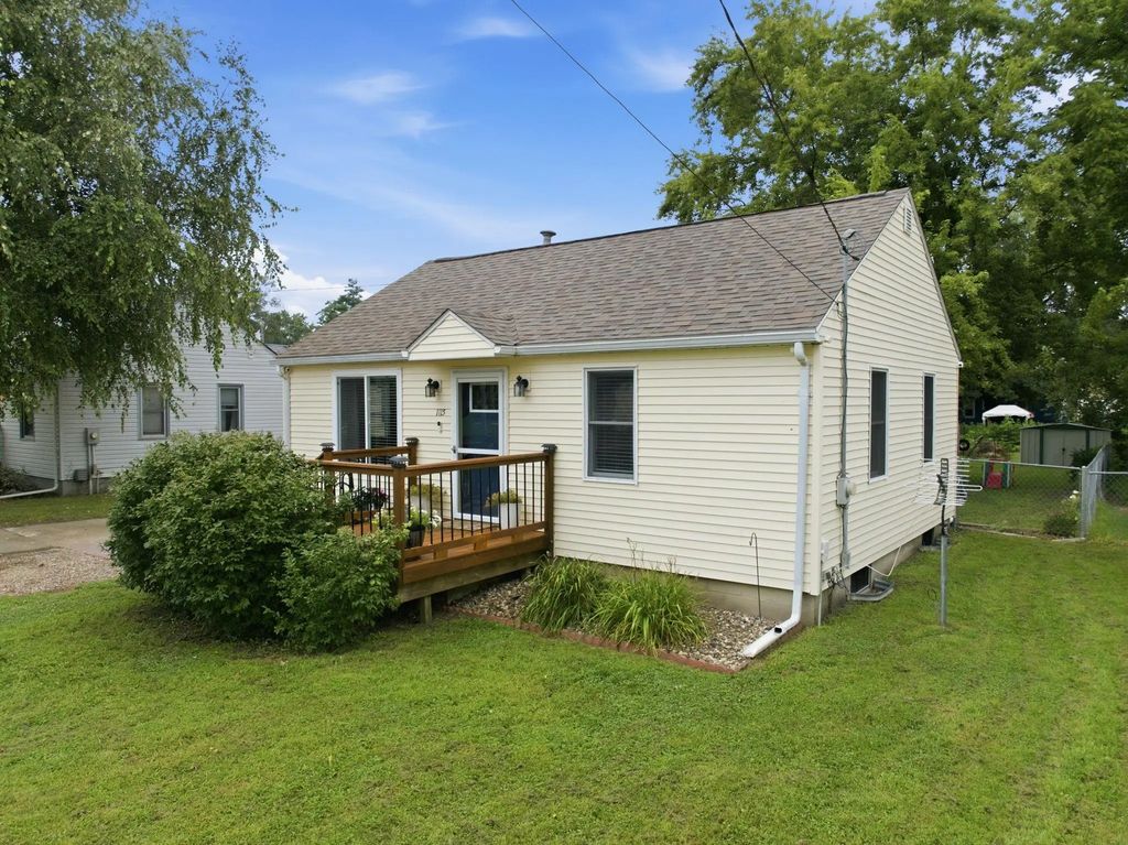 1115 Brookside Avenue, Evansdale
