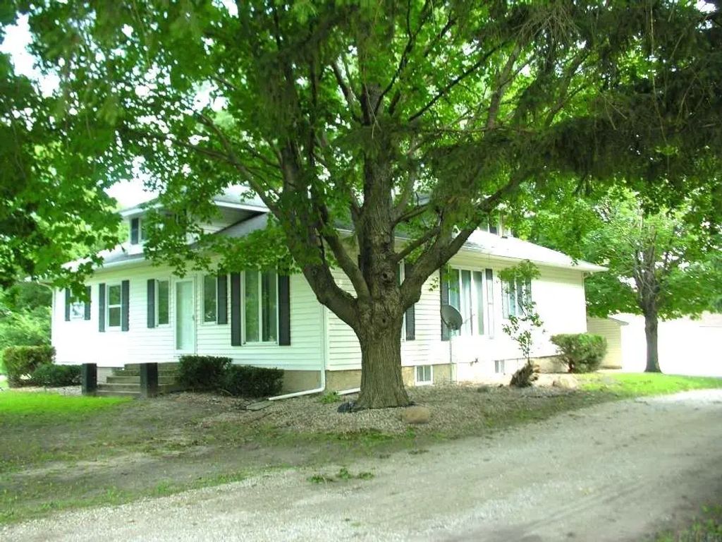 2518 155th Street, Floyd