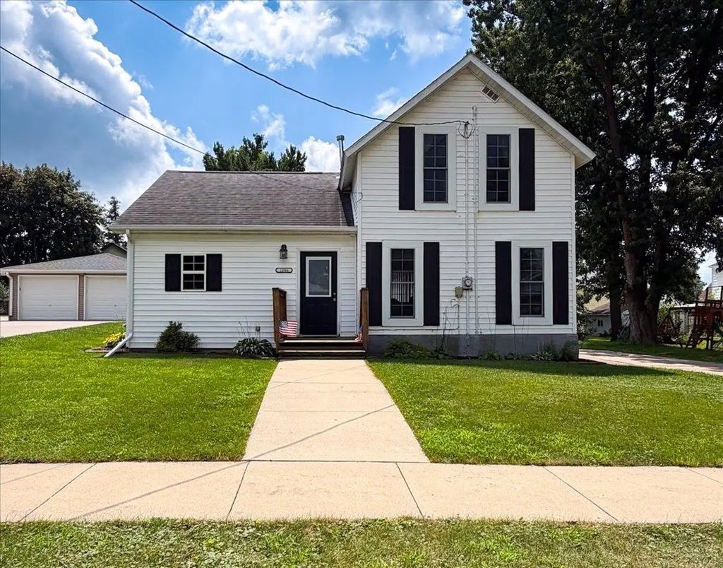 1006 I Avenue, Grundy Center