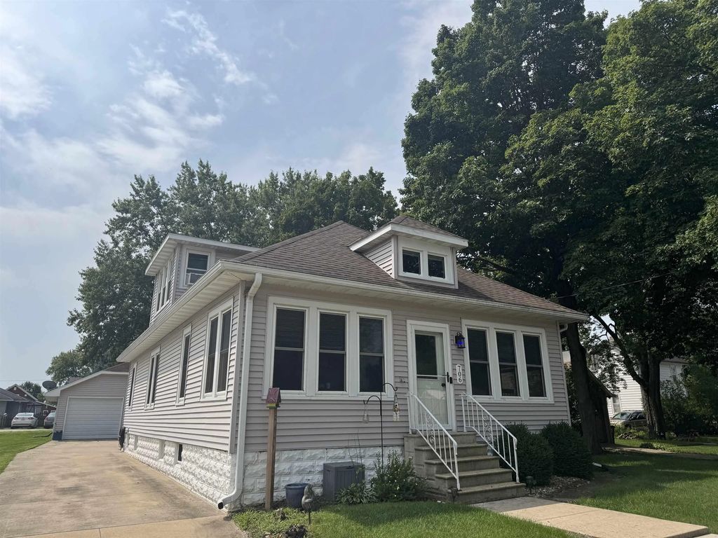 706 Wemple Street, Parkersburg