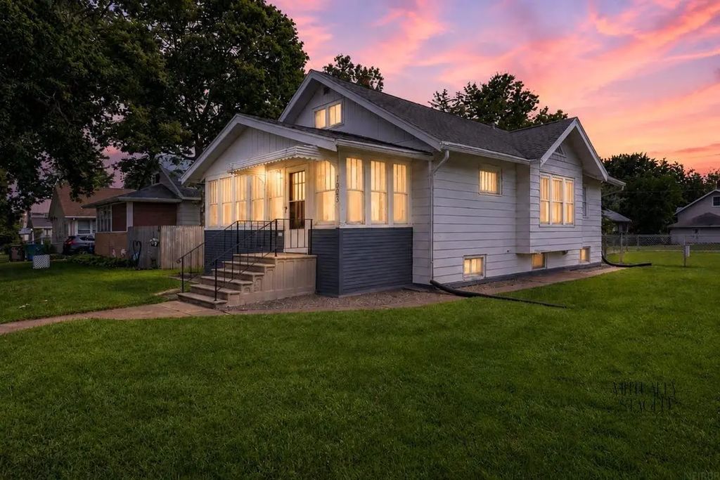 1023 Western Avenue, Waterloo