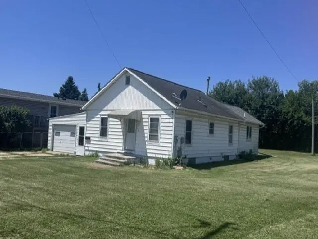 201 Commercial Street, LaPorte City
