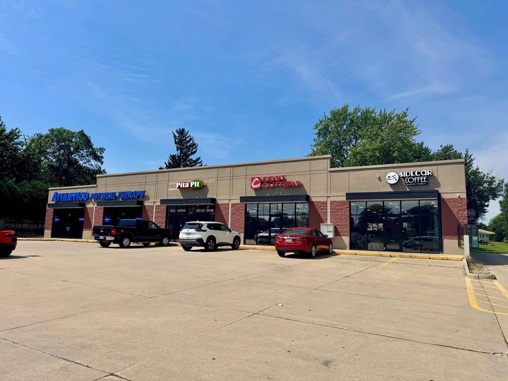 1704 W 1st Street, Cedar Falls