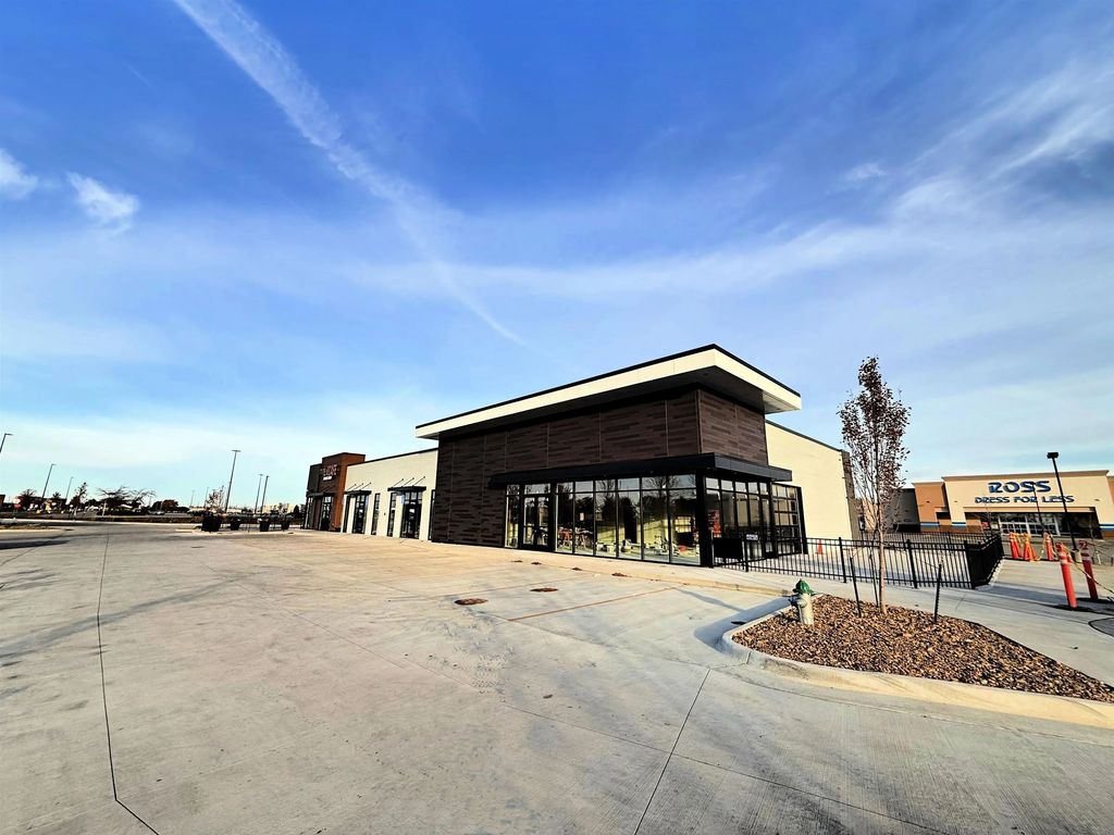 703 Brandilynn Boulevard Suite C, Cedar Falls