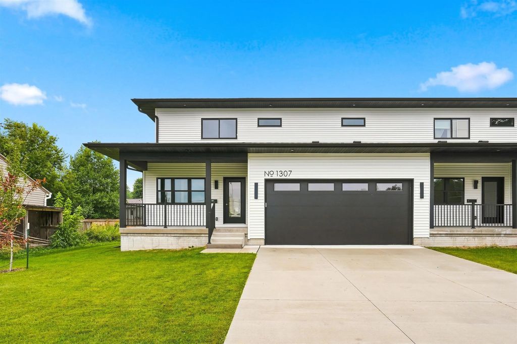 1307 W 19th Street, Cedar Falls