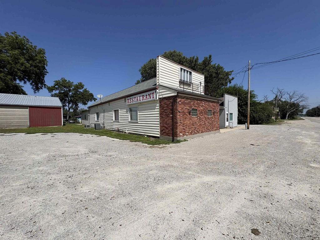 4515 E Washburn Road, Washburn