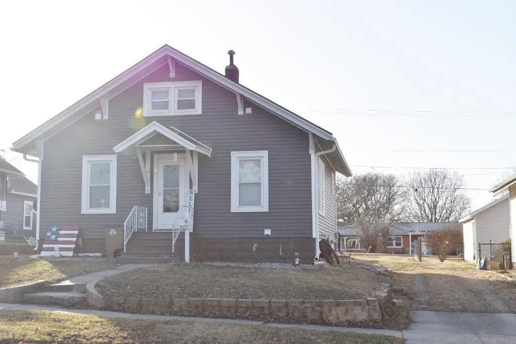 104 8th Ave Se, Oelwein