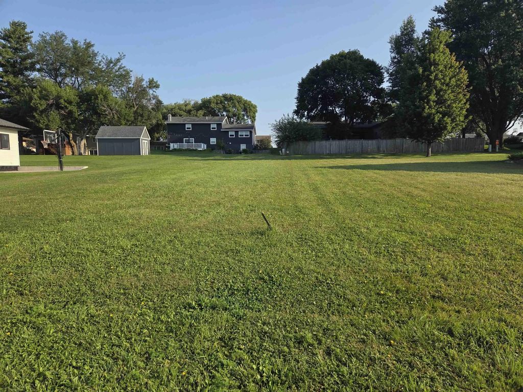 1509 Sage Avenue, Grundy Center