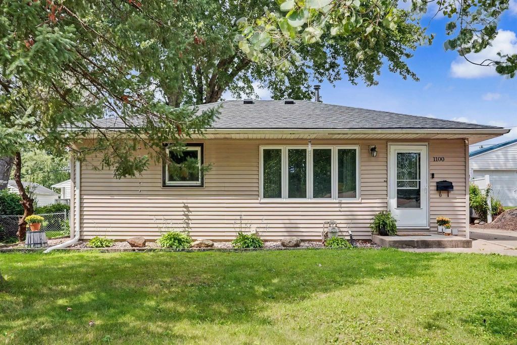 1100 Sheerer Avenue, Waterloo