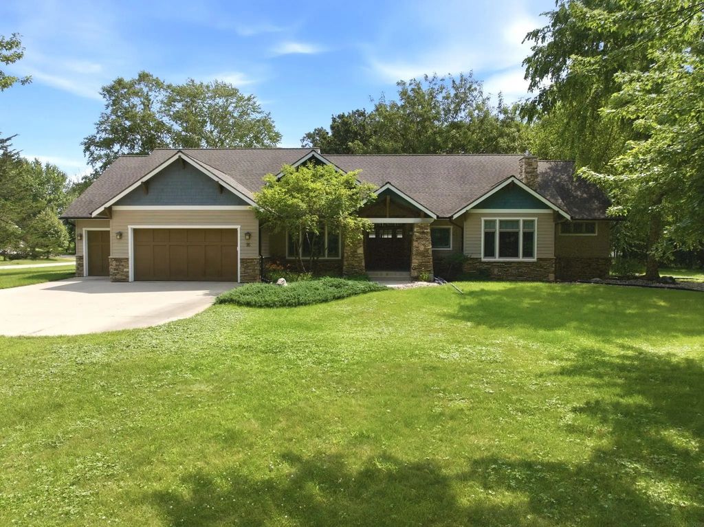 95 Oak Run Drive, Mason City