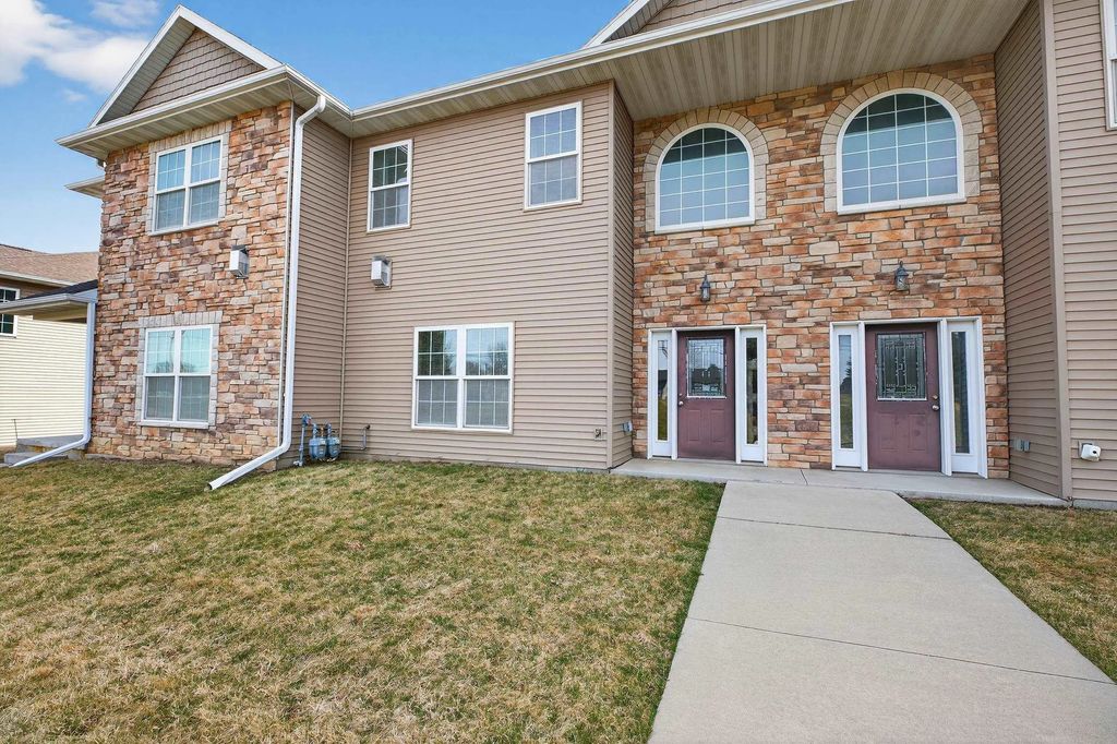 4503 Wild Rose Court, Cedar Falls