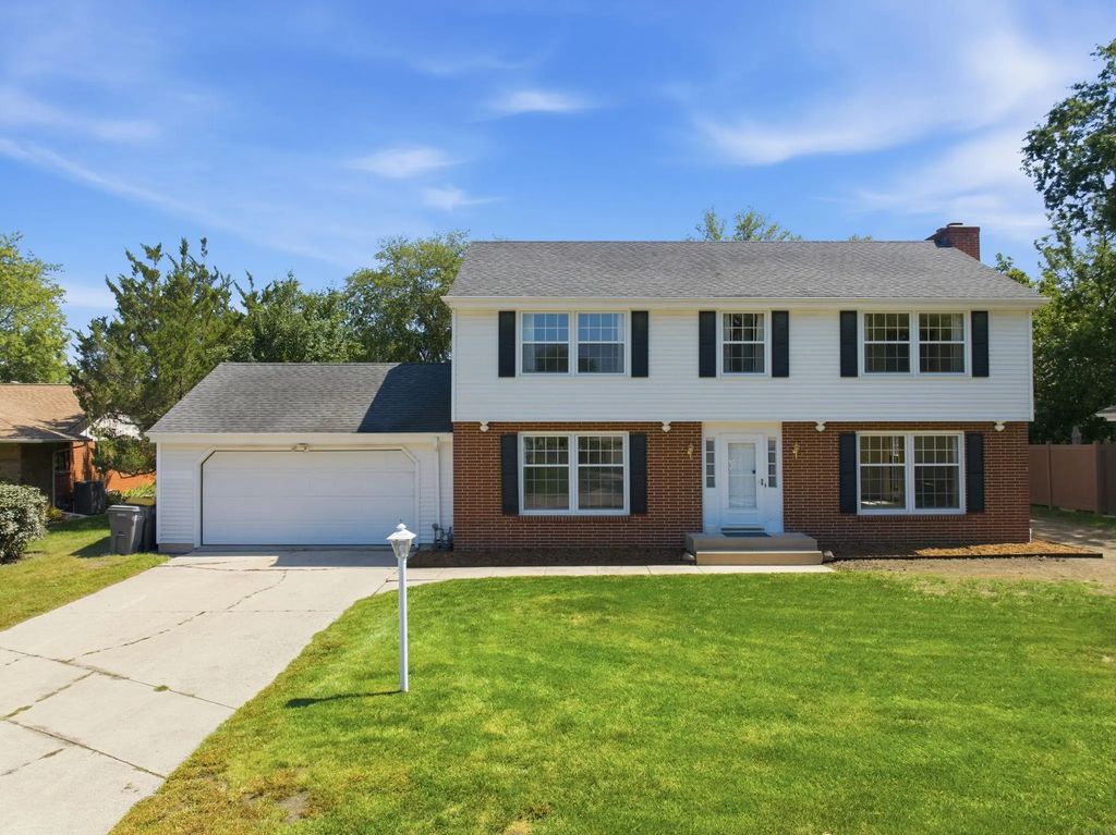 173 Parkridge Drive, Mason City