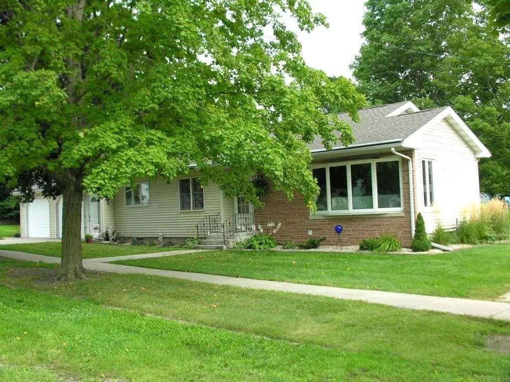 312 E 4th Street, St. Ansgar