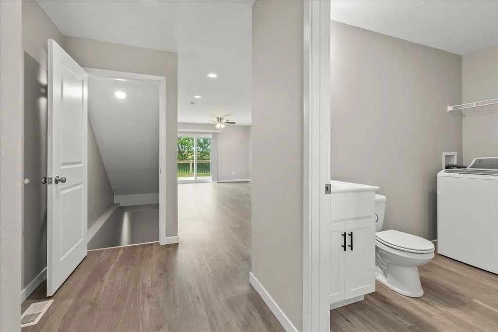 4322 S Mourning Dove Drive, Waterloo