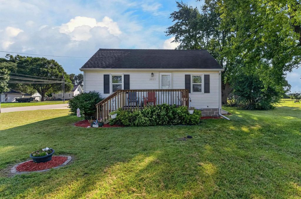 3017 Big Woods Road, Cedar Falls