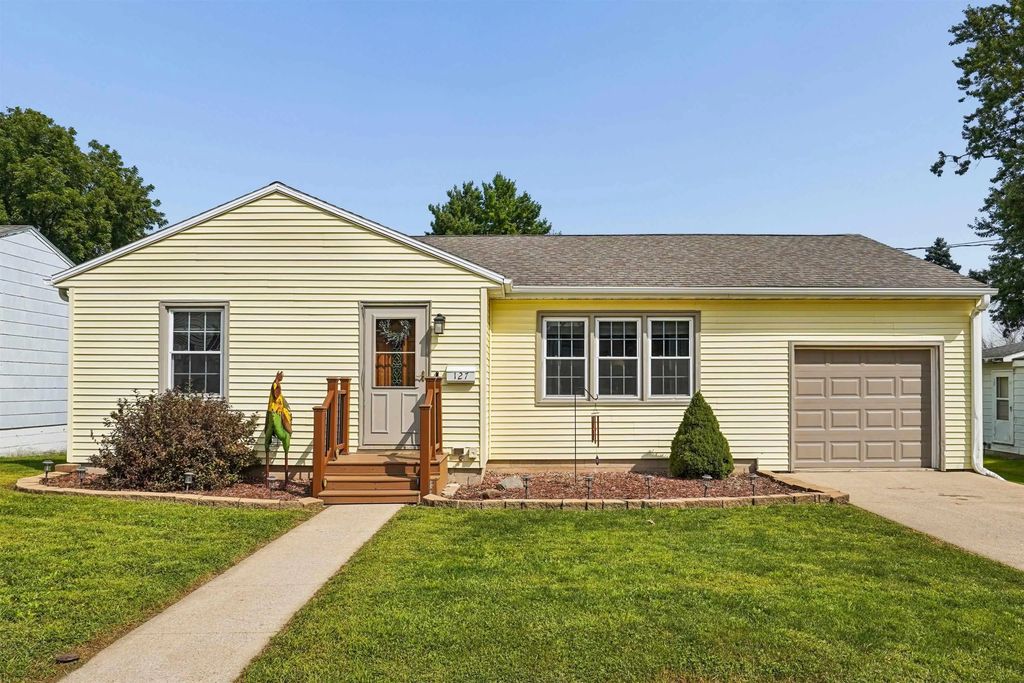 127 Cook Street, West Union