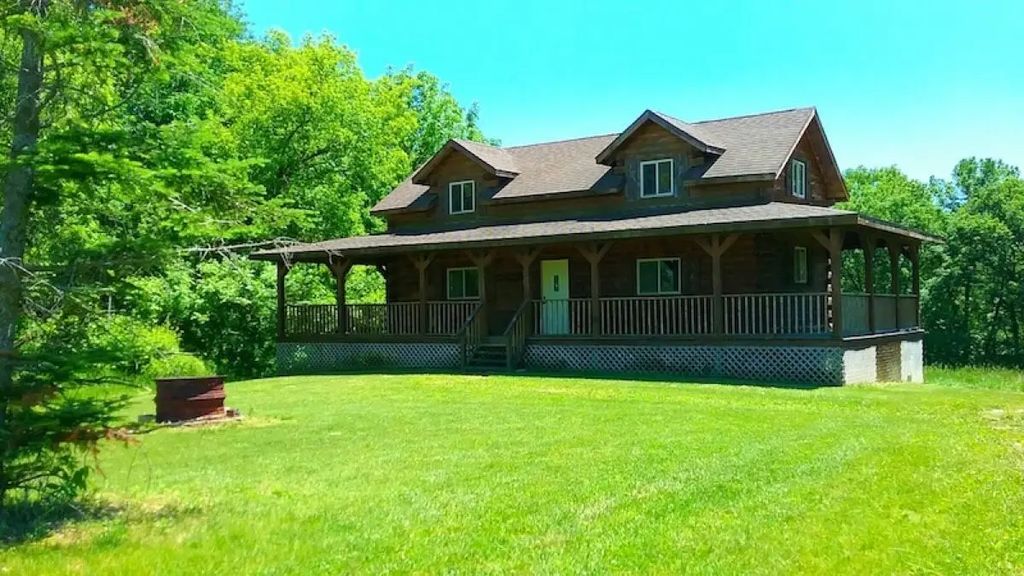 1815 Shamrock Lane, Waterville