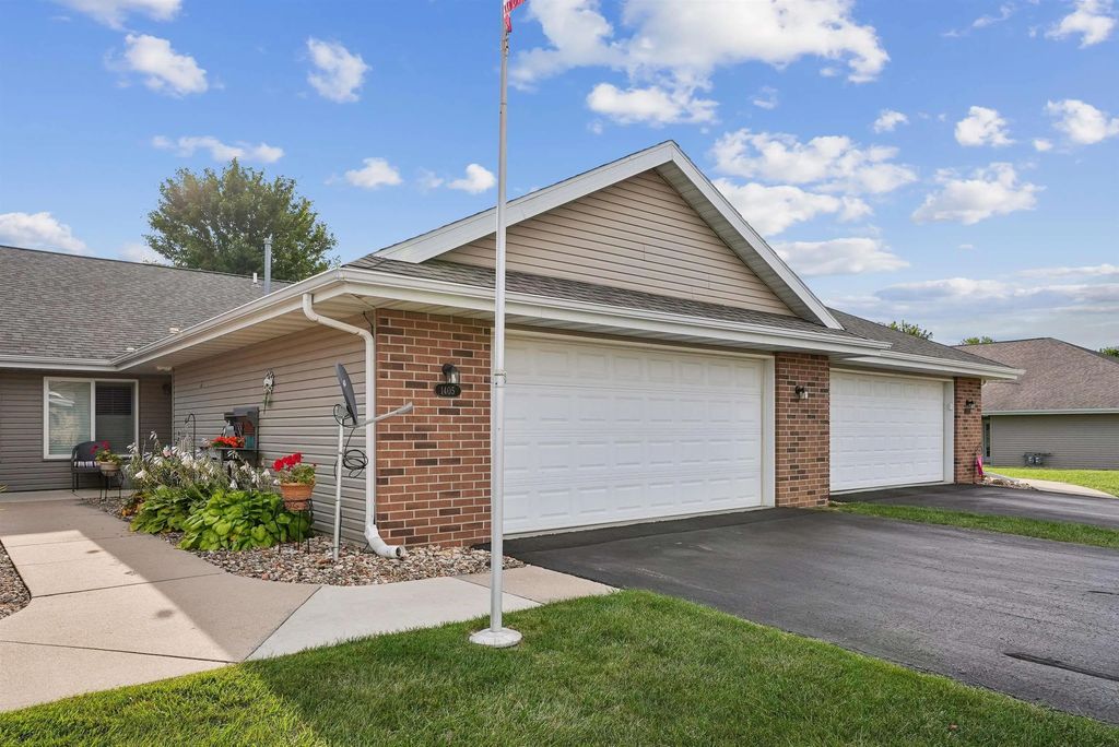 1405 Asbury Lane, Waterloo