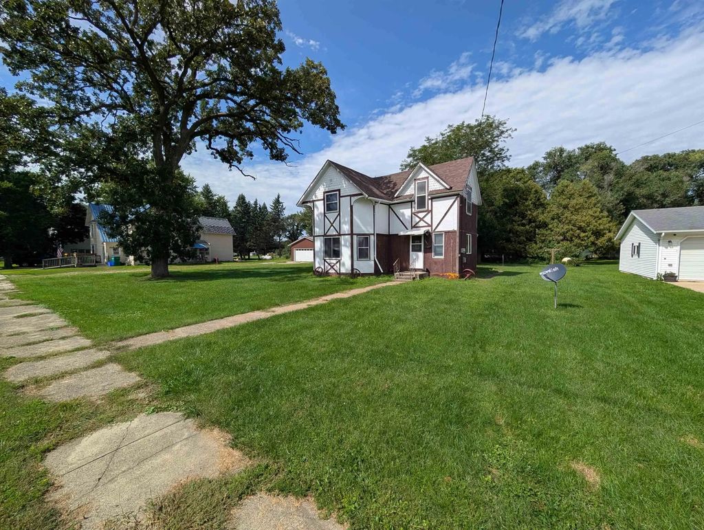 605 Elm Street, Elma