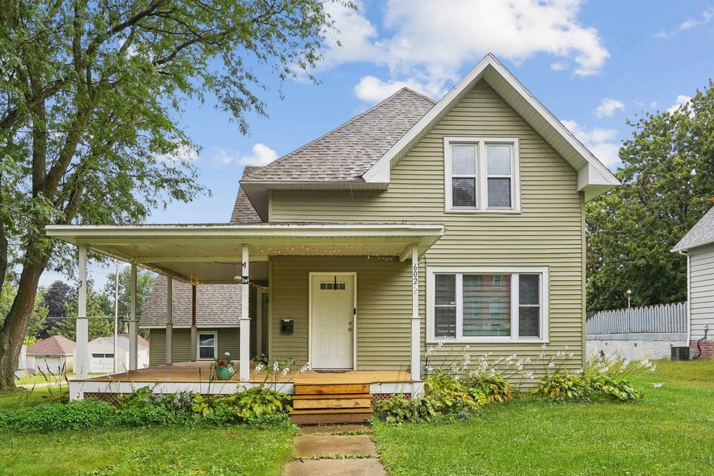 602 1st Ave Ne, Oelwein