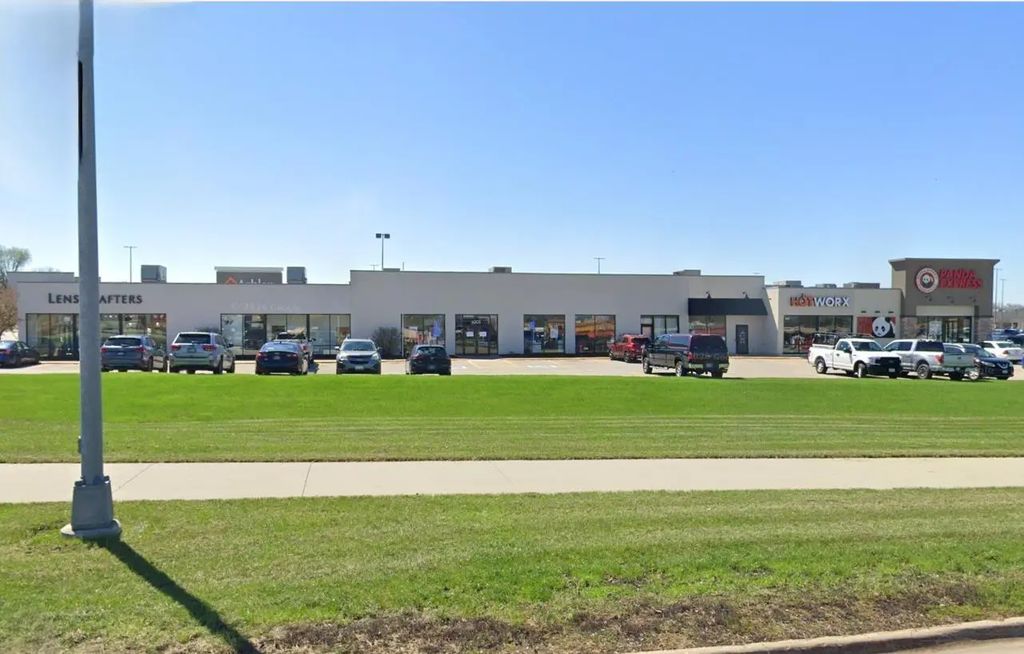 6205 University Ave., Cedar Falls