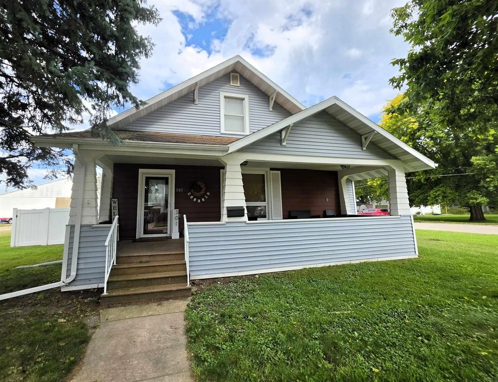 301 Walnut Street, LaPorte City