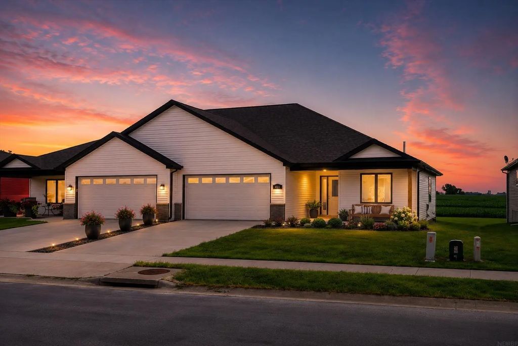 411 Pine Street, Janesville