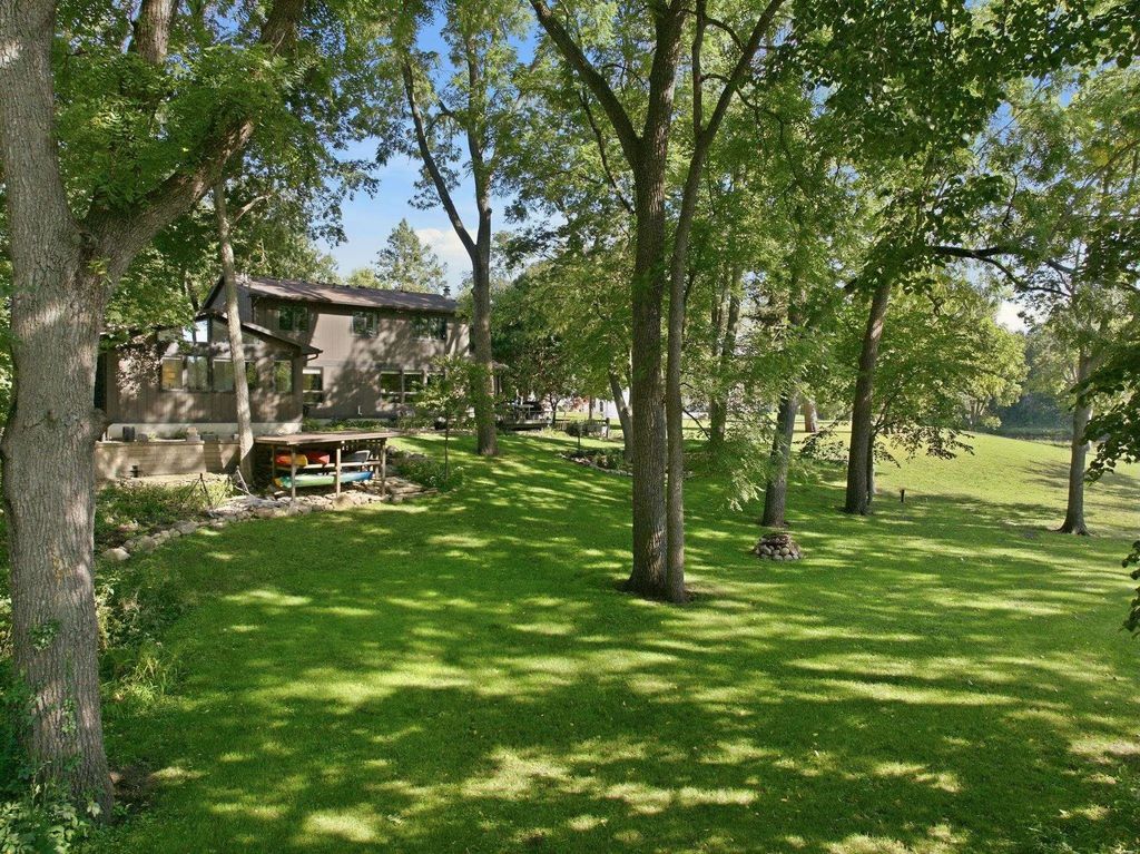 428 Se 1st Street, Waverly