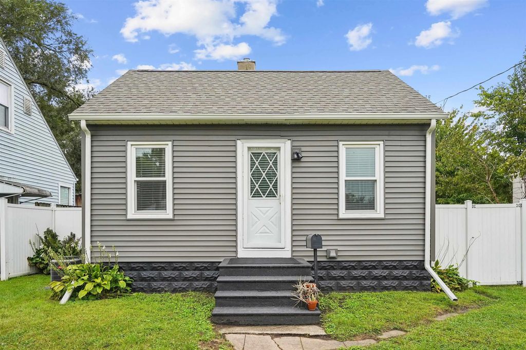 333 Idaho Street, Waterloo