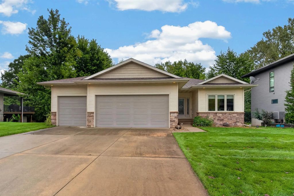 4022 Wedgewood Drive, Cedar Falls