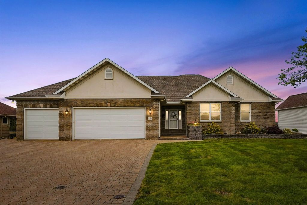 152 Eagle Ridge Dr., Waverly