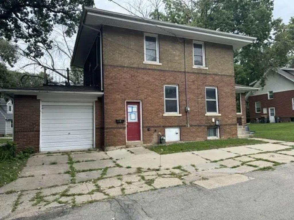 5 Willow Drive, Mason City