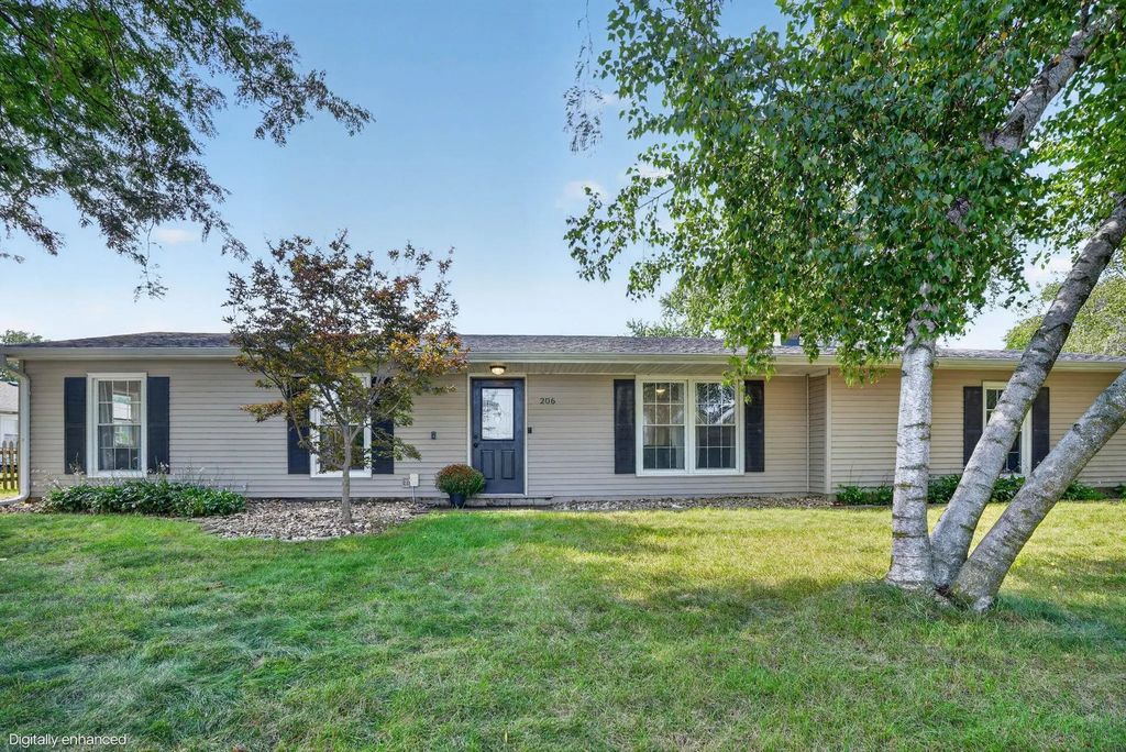 206 Hillcrest Road, Waterloo