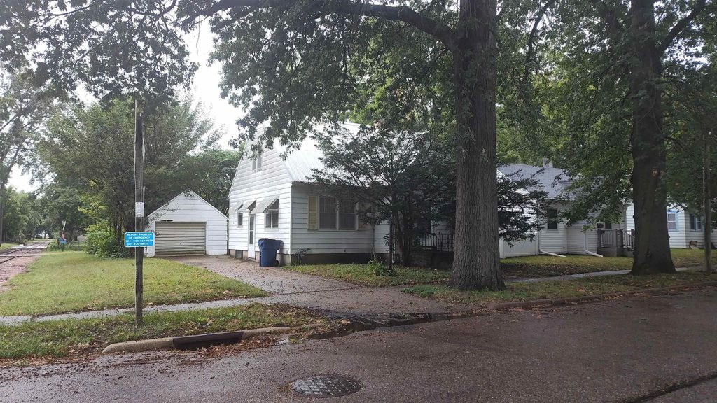 827 Kern Street, Waterloo