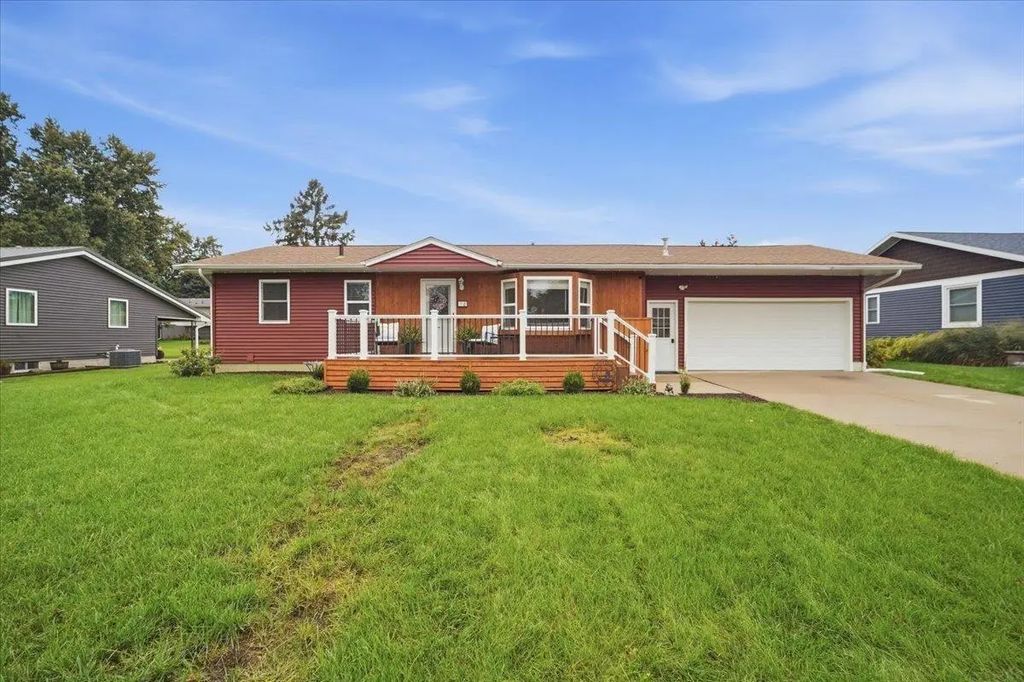 14 Bruce Lane, LaPorte City