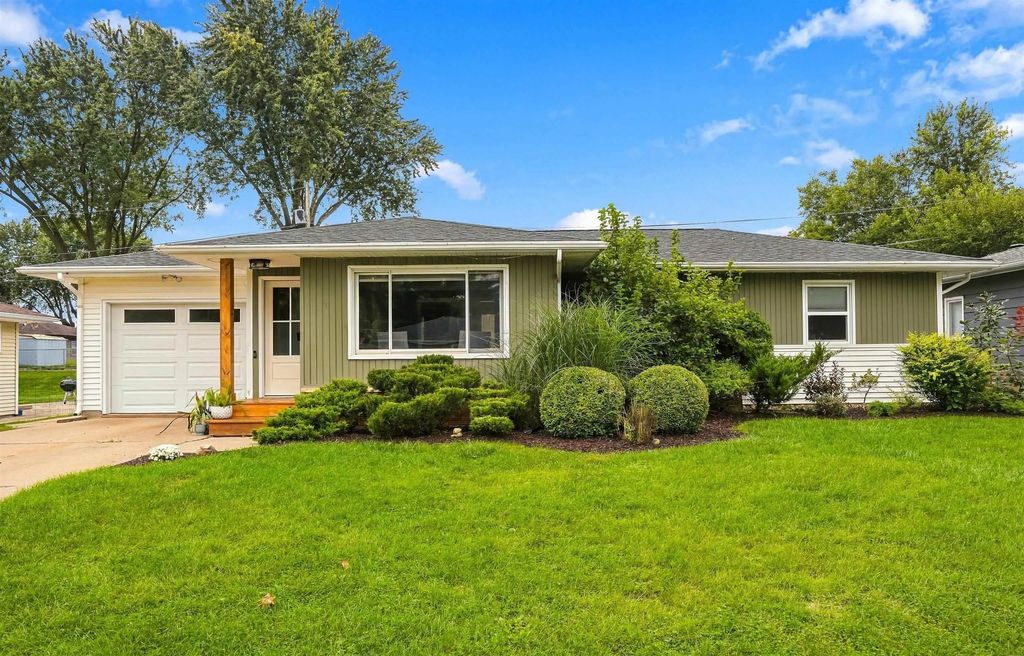 818 Loretta Avenue, Waterloo