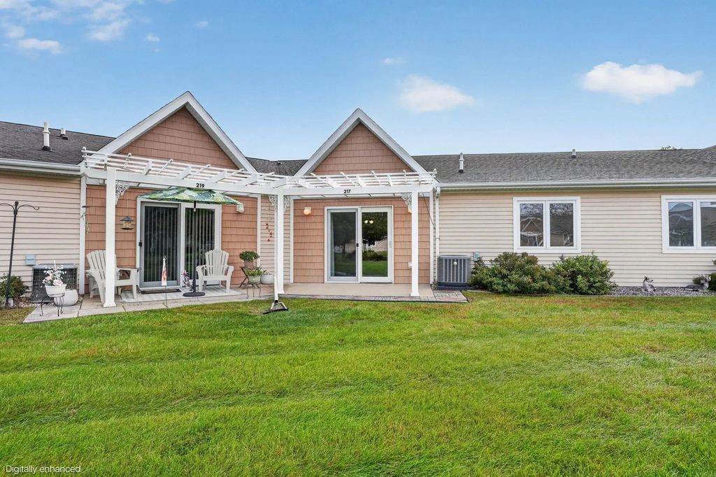 1501 Sw 3rd Street 217, Waverly