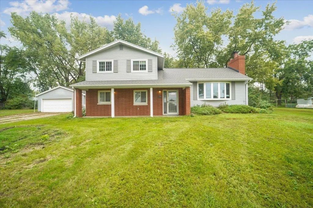 3768 W Ranchero Road, Cedar Falls
