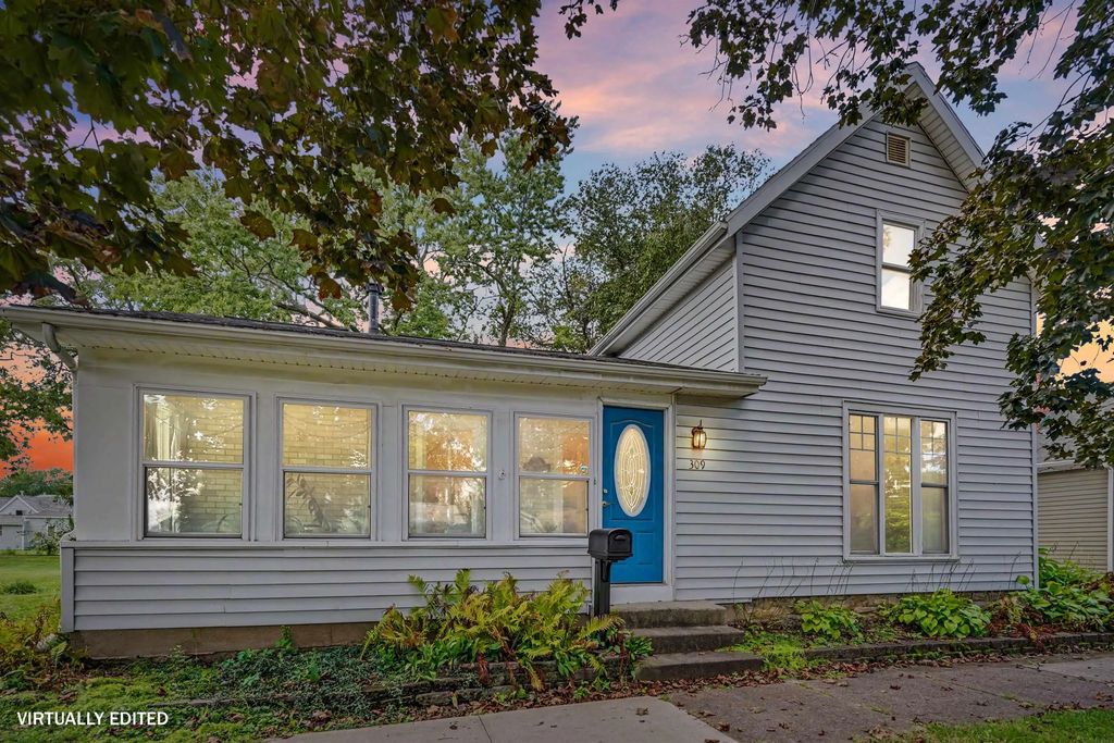 309 Iowa Street, Cedar Falls