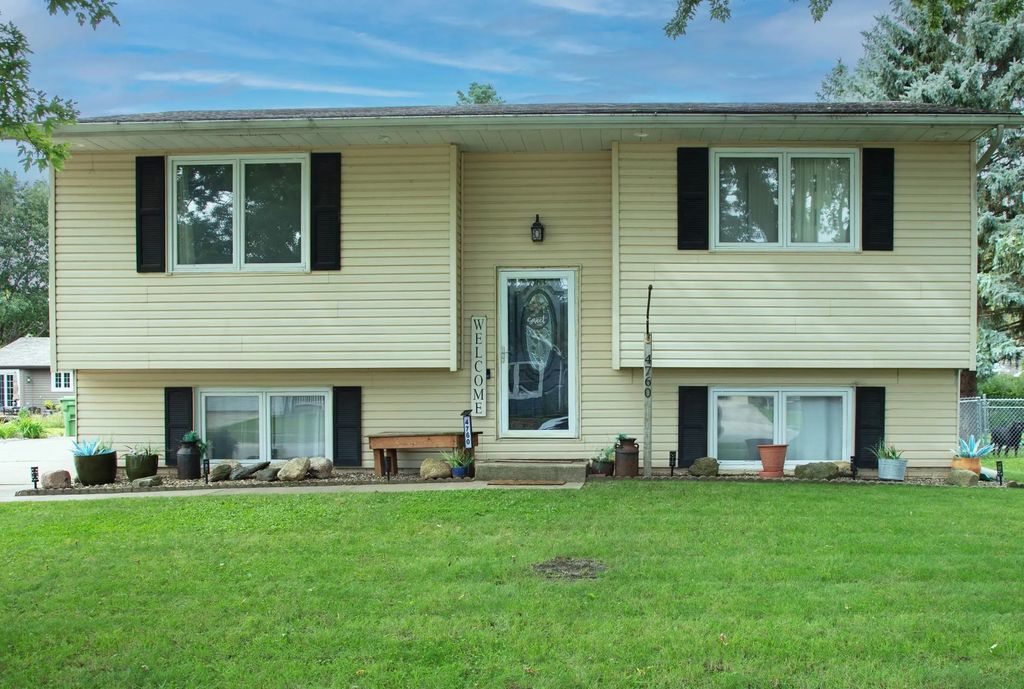 4760 Edgebrook Drive, Waterloo