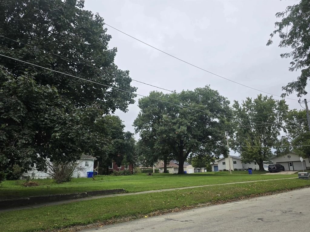 602 Ne 2nd Avenue, Oelwein